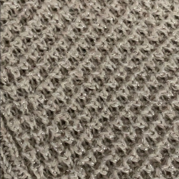 American eagle outfitters sweater - Picture 2 of 3